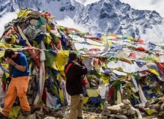 Everest’teki çöpler için çözüm: ağır yük taşıyan dronelar everest kirlilik drone