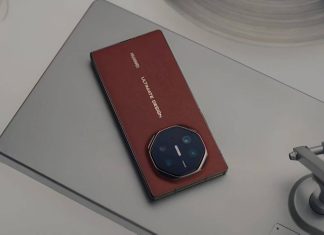 Apple üzgün: Huawei Mate XT, 2 milyondan fazla ön sipariş aldı