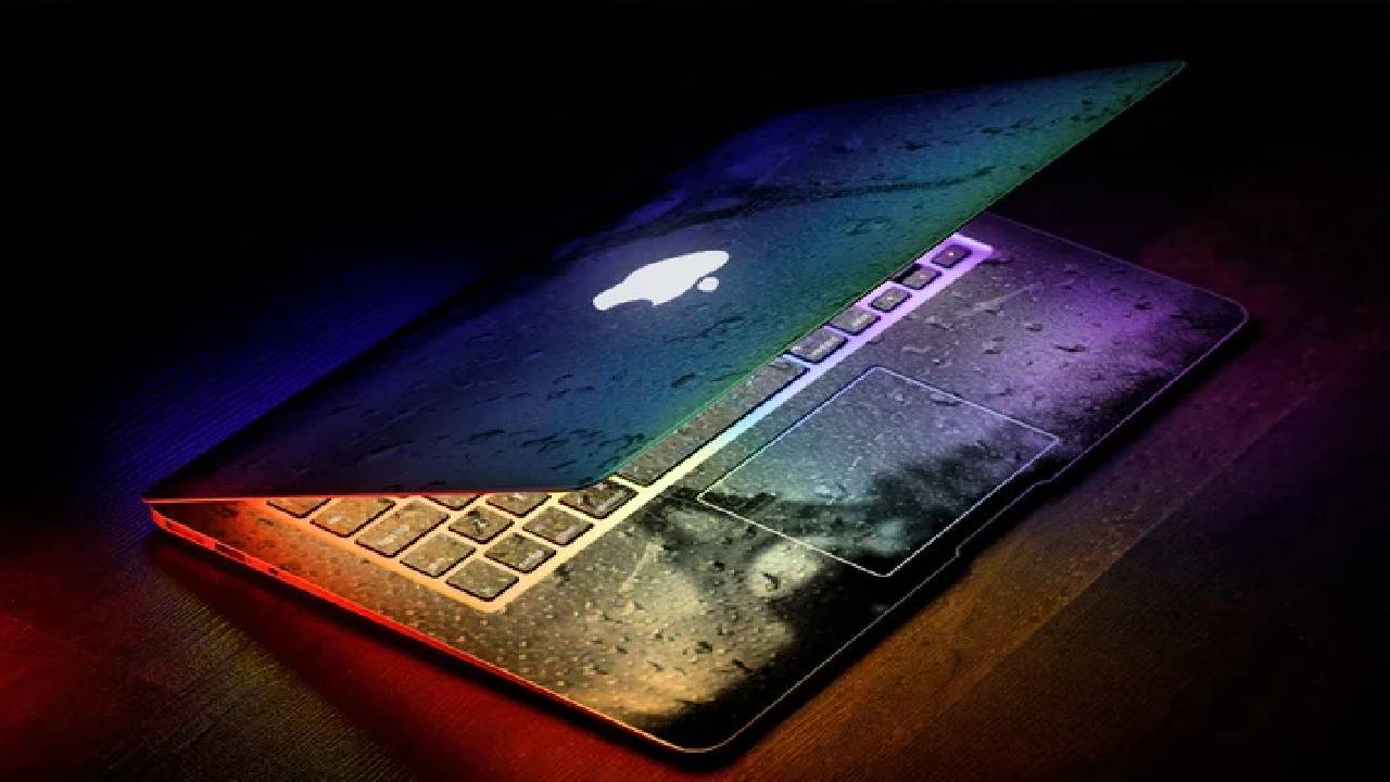 Camdan Yapılan MacBook