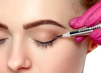 Pürüzsüz ve Kalıcı Makyajın Sırrı