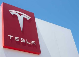 Tesla, yeni bir CEO arayışına başladı!