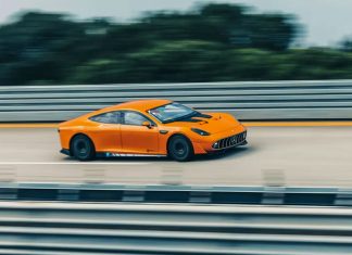 Mercedes elektrikli araç rekoru kırdı