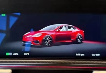 Tesla araç içi grafiklerini yenileyecek