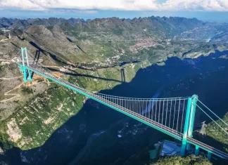 Dünyanın en yüksek köprüsü inşa edildi