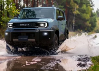 Toyota Land Cruiser FJ tanıtıldı