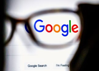 Google Oracle üzerinden şantaj yapıldığını iddia etti