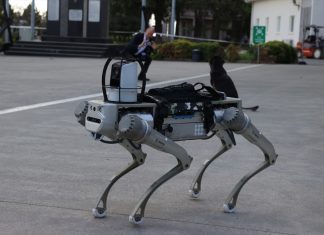 Yerli robot köpek karşımıza çıkıyor