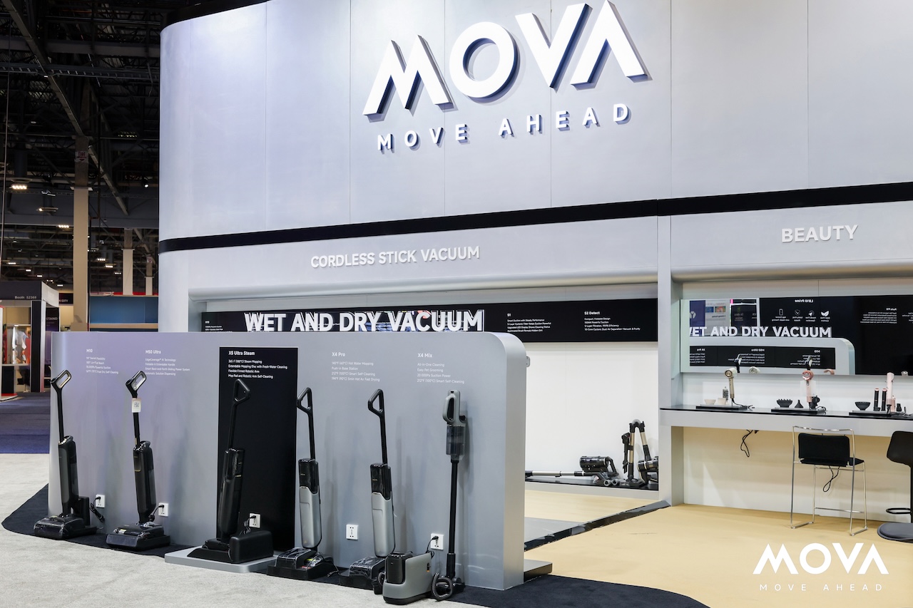 Merdiven çıkan robotlar