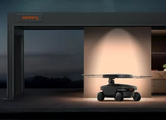 Akıllı Robot, Cihazlarınızı Şarj Etmek İçin Yanınızda Geziyor Güneş enerjili şarj robotu