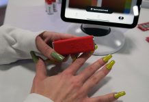 Akıllı Tırnak Teknolojisi İle Tek Tuşla 400 Farklı Renk İmkanı Akıllı tırnak teknolojisi