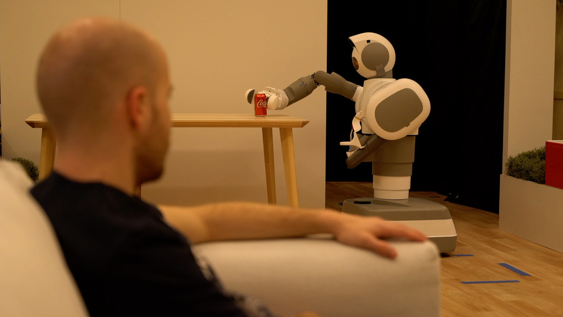 Bu ev robotu hayatınızı kolaylaştıracak! Pembe Teknoloji