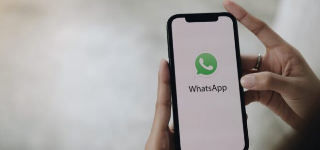 Whatsapp emoji tepki özelliği